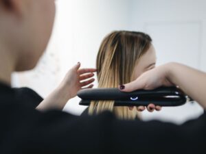Lee más sobre el artículo El Alisado Japonés: el secreto para un cabello perfectamente liso